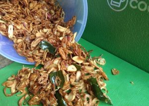 bawang goreng daun jeruk