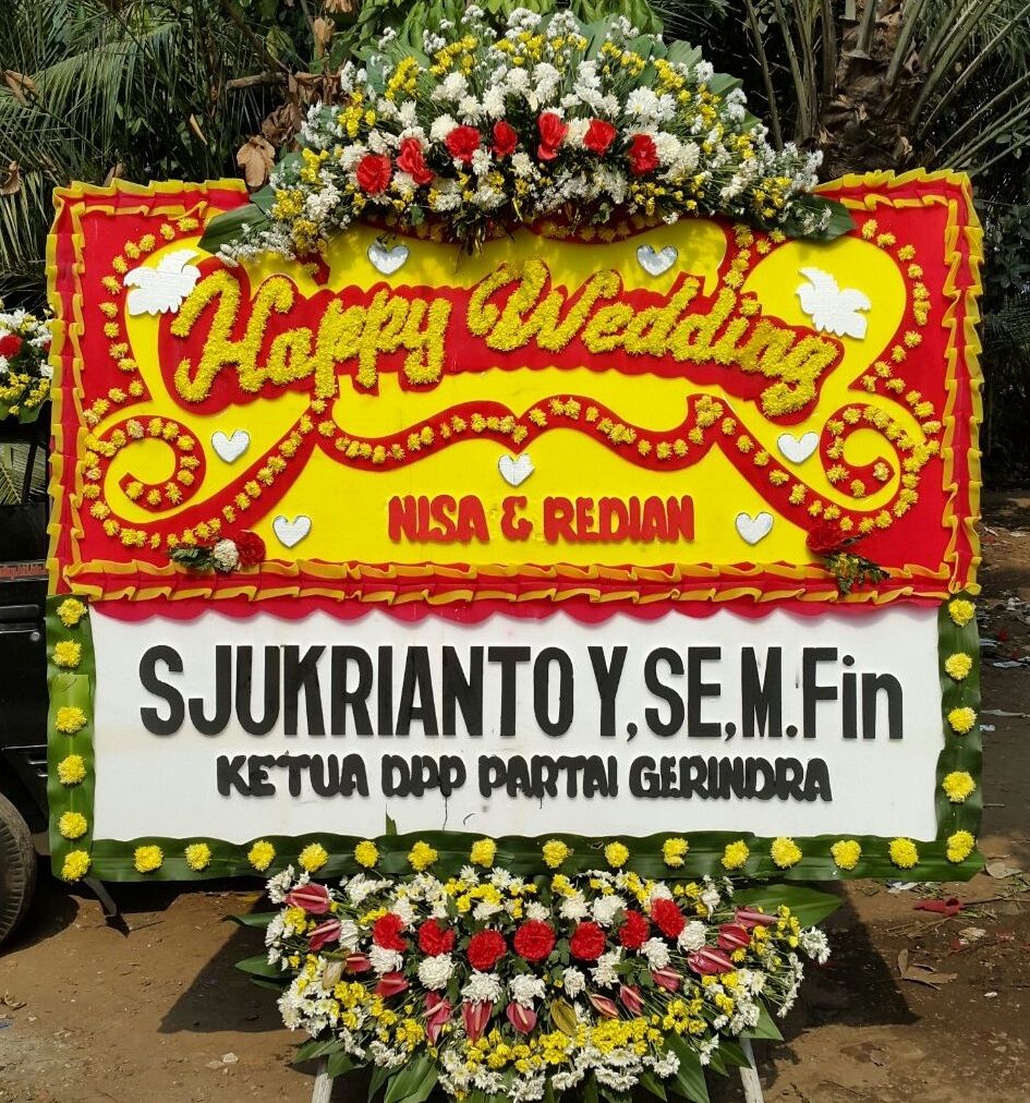 Masih Jaman Kirim Bunga Papan? Kenapa Chat WhatsApp Saja Tidak Cukup untuk Momen Spesial