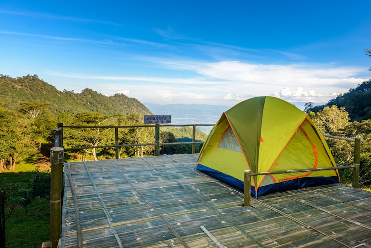 Lembang: Surga Camping dengan Paket Sewa Tenda yang Menarik