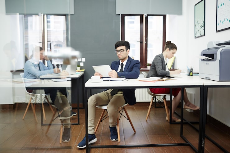 Panduan Lengkap: Dokumen Wajib Sewa Serviced Office di Jakarta